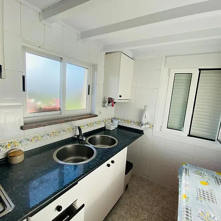 Comfortable Apartment In Viveiro Of 100 M² * Viveiro